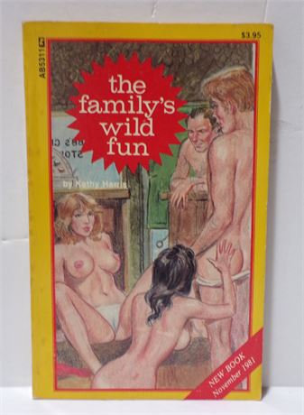 The Family's Wild Fun by Kathy Harris, Paperback Book 1981 Greenleaf AB5311 080525WP-36