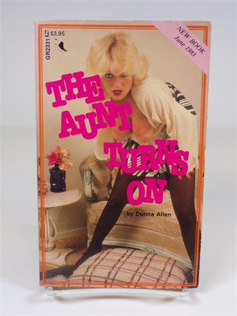 The Aunt Turns On by Donna Allen, Paperback Book 1983 Greenleaf Reader GR2331 102025WP-44