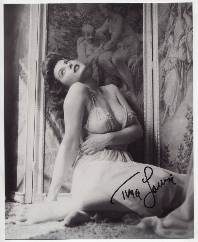 Tina Louise Celebrity Autographed 8x10 Photo w/COA SHP1-87