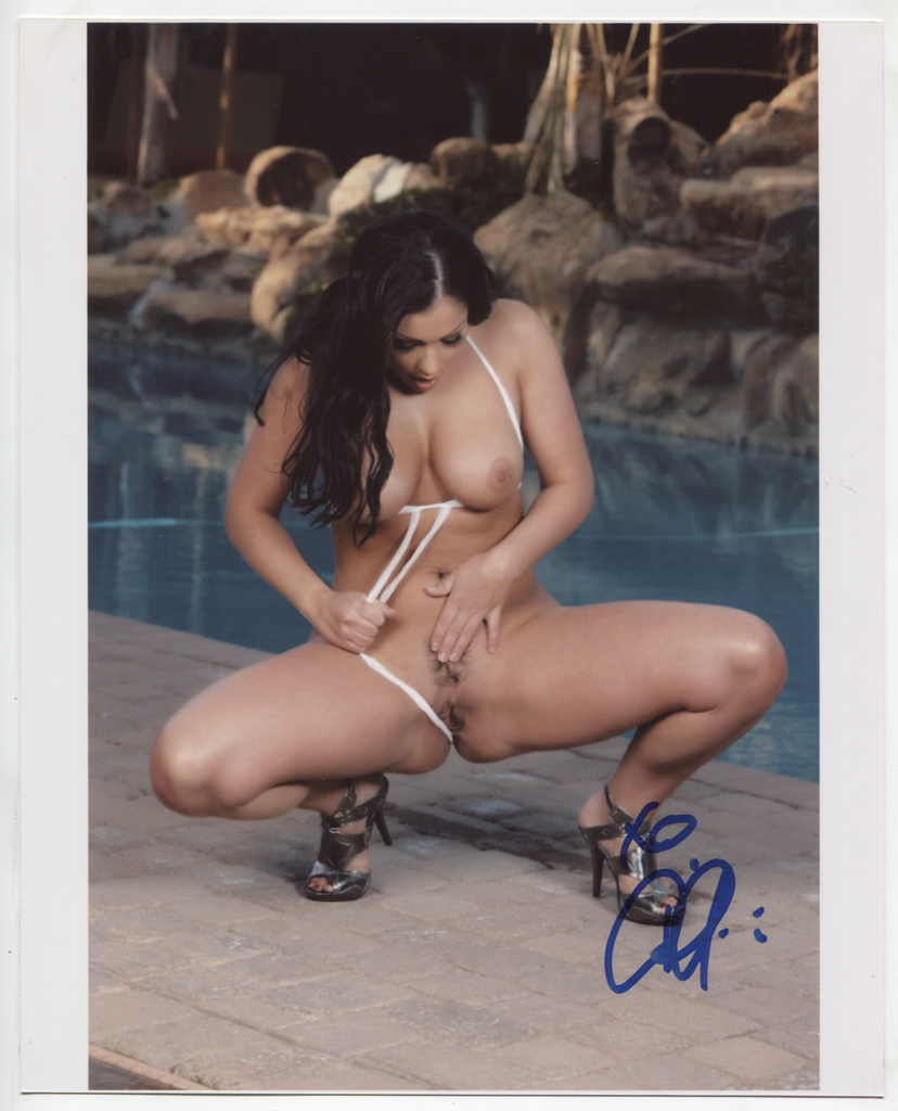 Aria Giovanni Adult Star Autographed 8x10 Photo w/COA SHP1-121