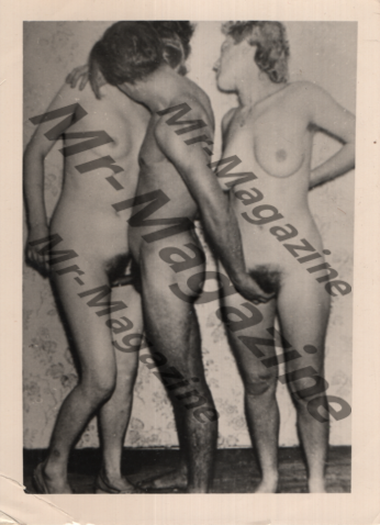Adult Vintage B&W Pinup Photo 4"x5" Blonde & Brunet Models Three-Way RS-45