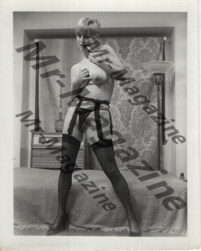 Adult Vintage B&W Pinup Photo 4"x5" Blonde Model In Lingerie & Nylons RS-41