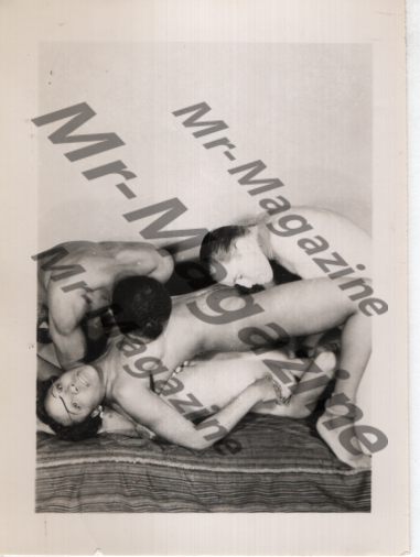 Adult Vintage B&W Pinup Photo 4"x5" Brunette Models Four-Way Cunnilingus RT-39