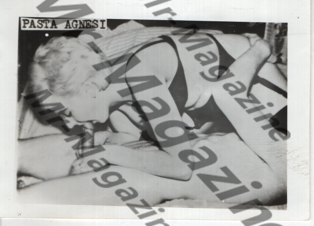 Adult Vintage B&W Pinup Photo 5"x3" Pasta Agnesi Blonde & Brunet Models Fellatio & Cunnilingus RU-20