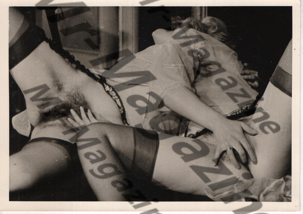 Adult Vintage B&W Pinup Photo 4"x6" Brunette & Blonde Lingerie Nylon Stocking Lesbian Models RU-07