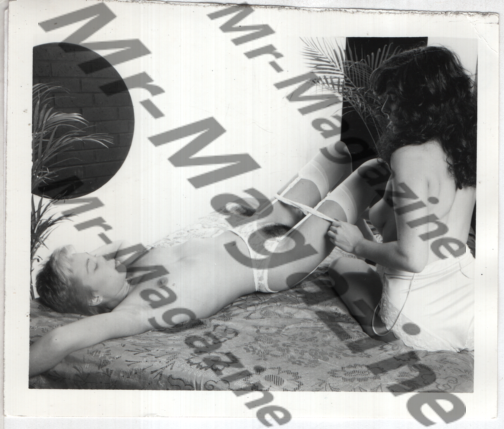 Adult Vintage B&W Pinup Photo 5"x4" Brunette & Blonde Lingerie Models RU-91
