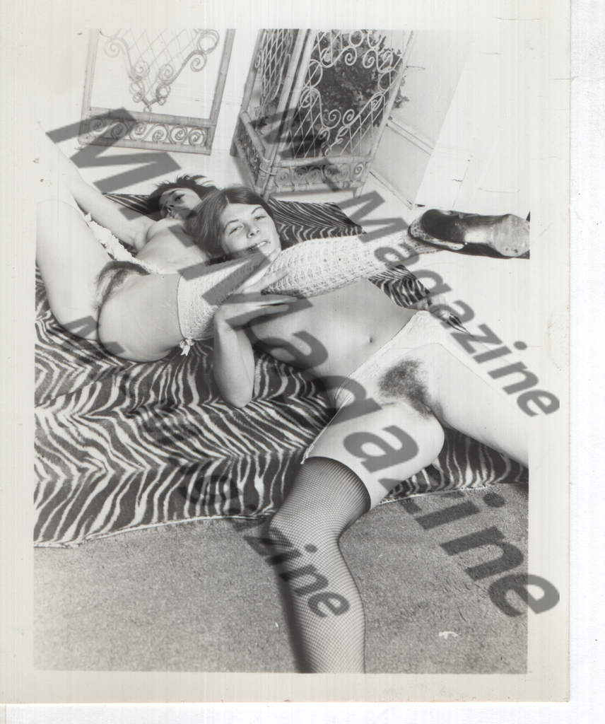 Adult Vintage B&W Pinup Photo 4"x5" Lesbian Interest Brunette Lingerie & Stockings Models RW-01