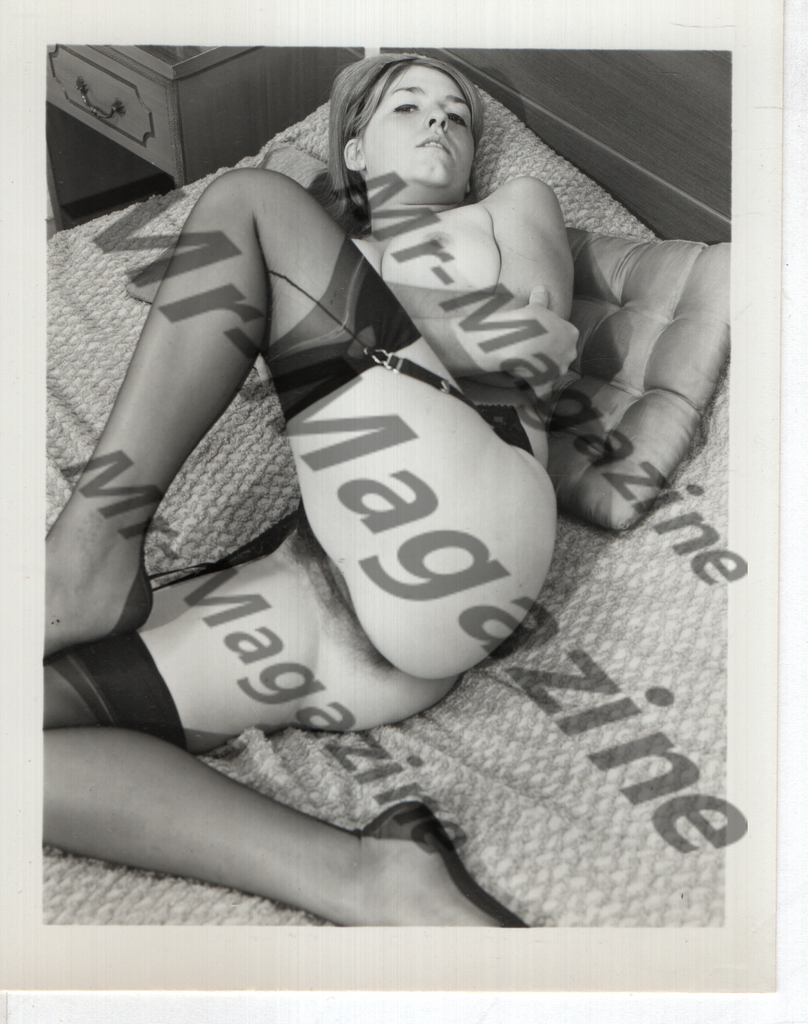 Adult Vintage B&W Pinup Photo 4"x5" Blonde Lingerie & Nylon Stockings Model RW-09