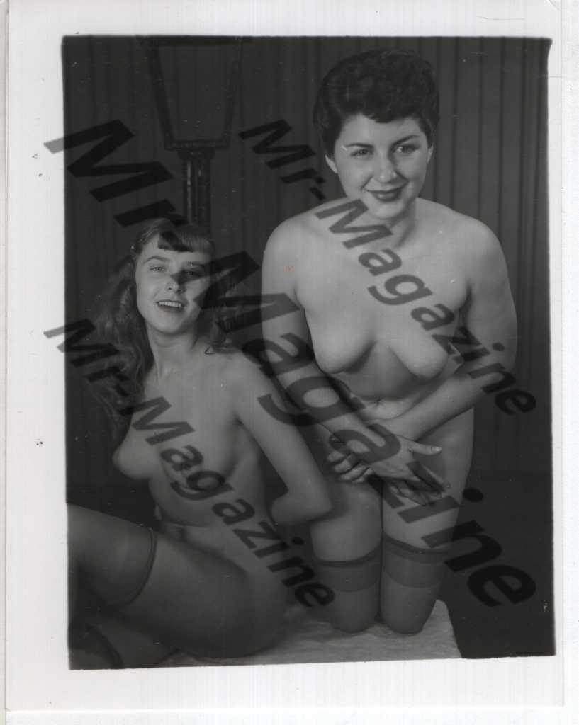 Adult Vintage B&W Pinup Photo 4"x5" Lesbian Interest Blonde & Brunette Lingerie Models RW-41