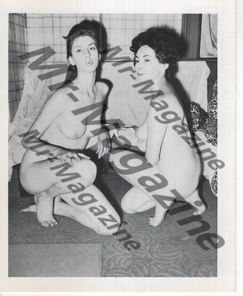 Adult Retro B&W Pinup Photo 4"x5" Lesbian Interest Brunette Nude Models RW-45