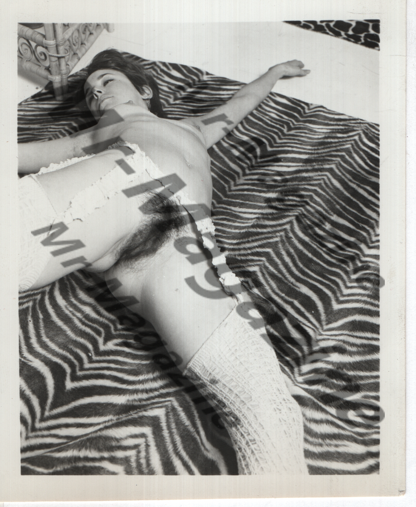 Adult Vintage B&W Pinup Photo 4"x5" Brunette Lingerie Model RW-56