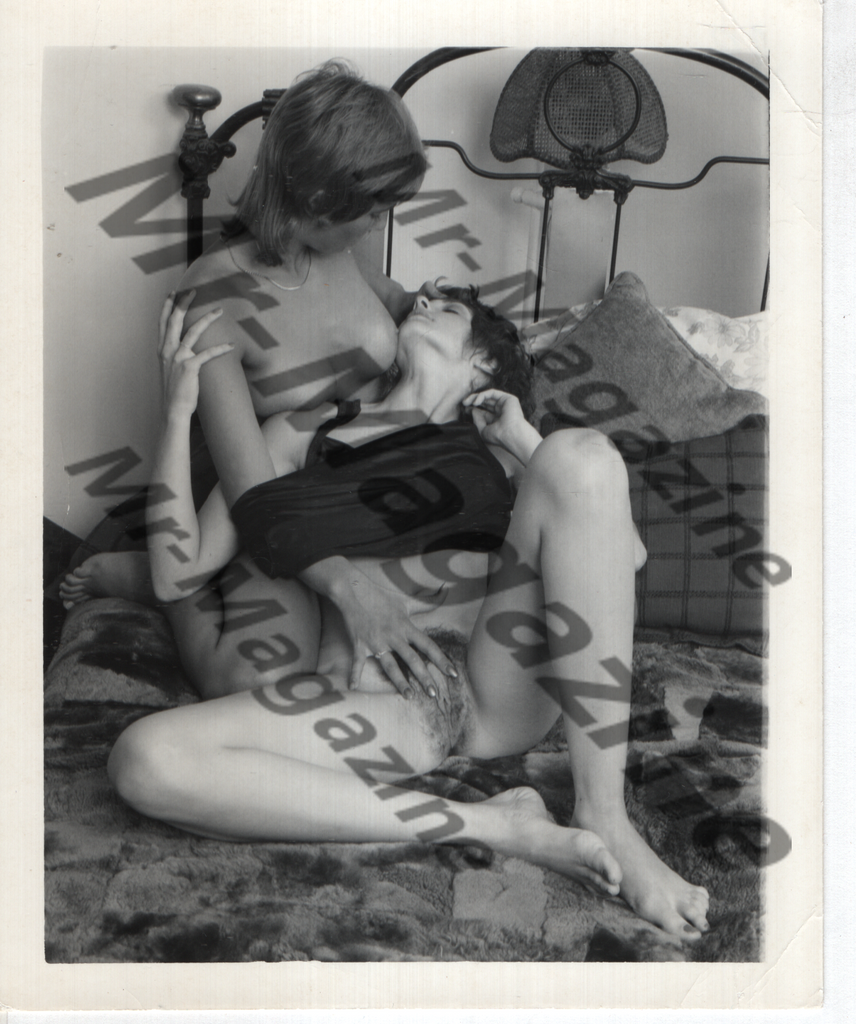 Adult Vintage B&W Pinup Photo 4"x5" Lesbian Interest Brunette & Blonde Lingerie Models Snuggling RX-34
