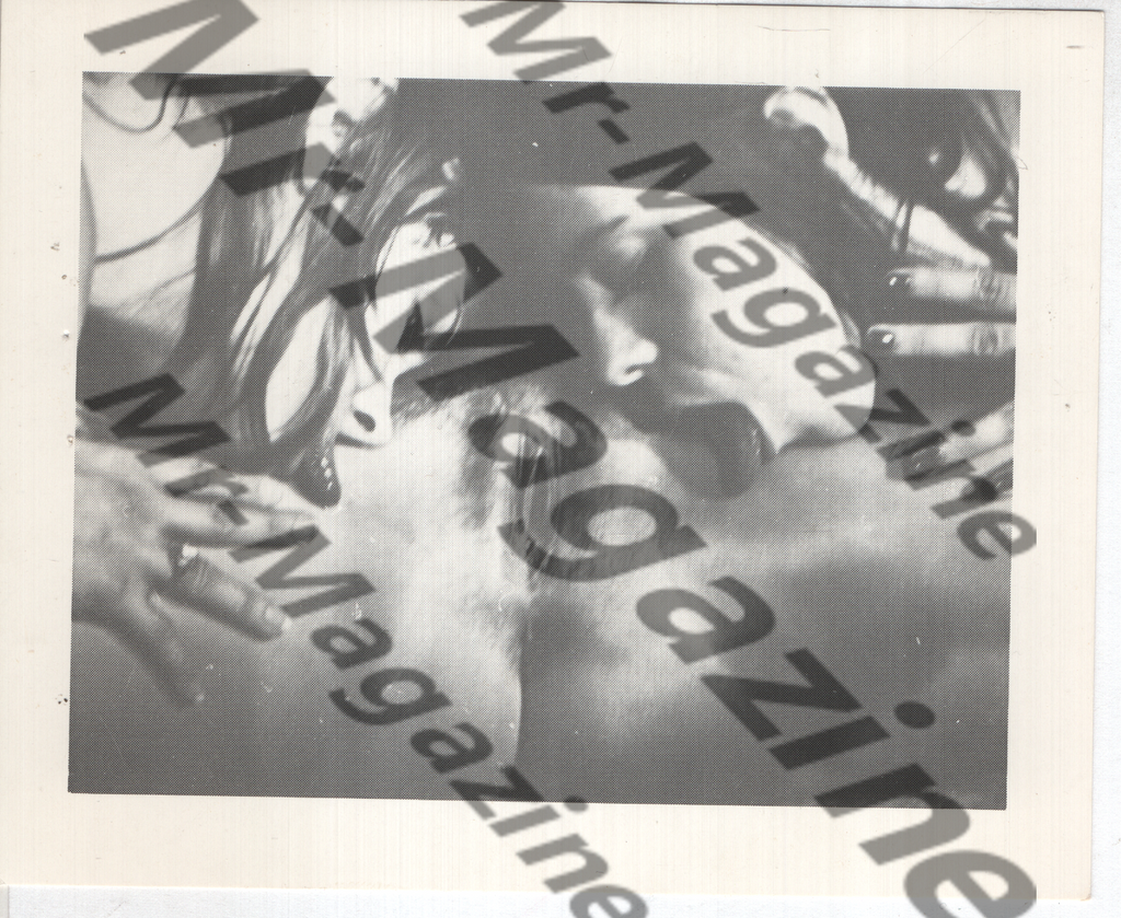 Adult Vintage B&W Pinup Photo 4"x5" Brunette Nude Models Lesbian Interest Cunnilingus RX-18