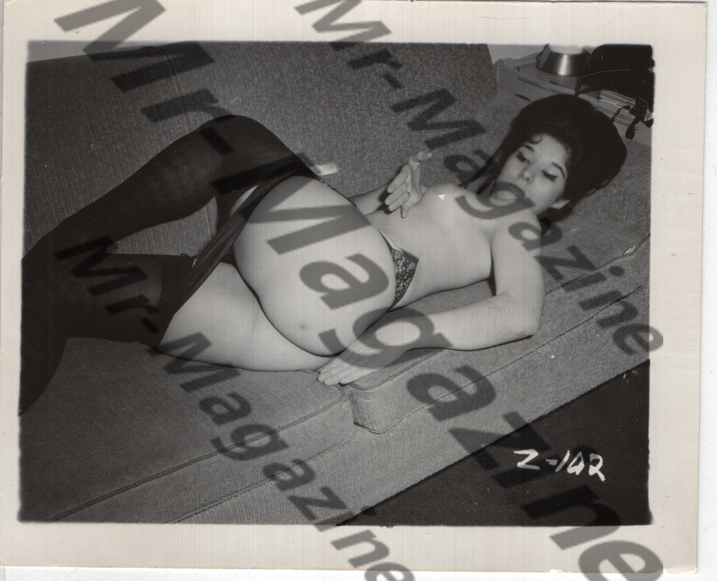 Adult Vintage B&W Pinup Photo 4"x5" Brunette Lingerie Model RY-42