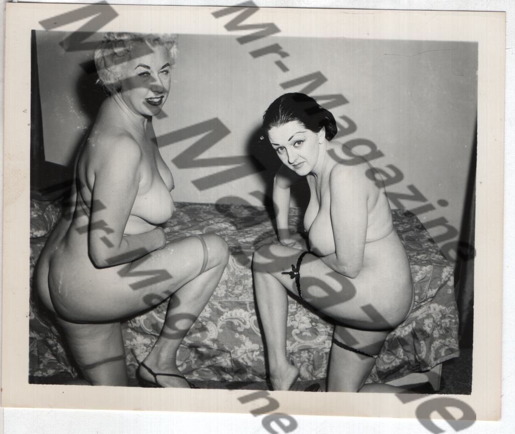 Adult Vintage B&W Pinup Photo 4"x5" Brunette & Blonde Lingerie Models RY-16