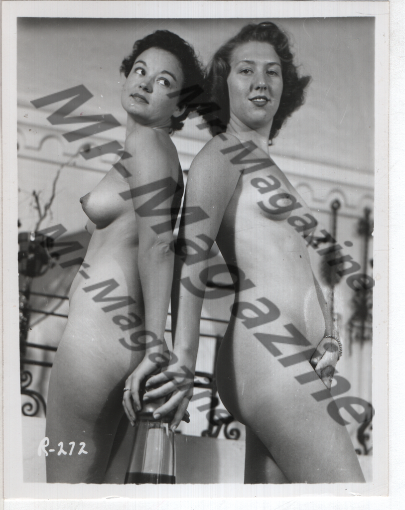 Adult Vintage B&W Pinup Photo 4"x5" Lesbian Interest Brunette Nude Models RX-77