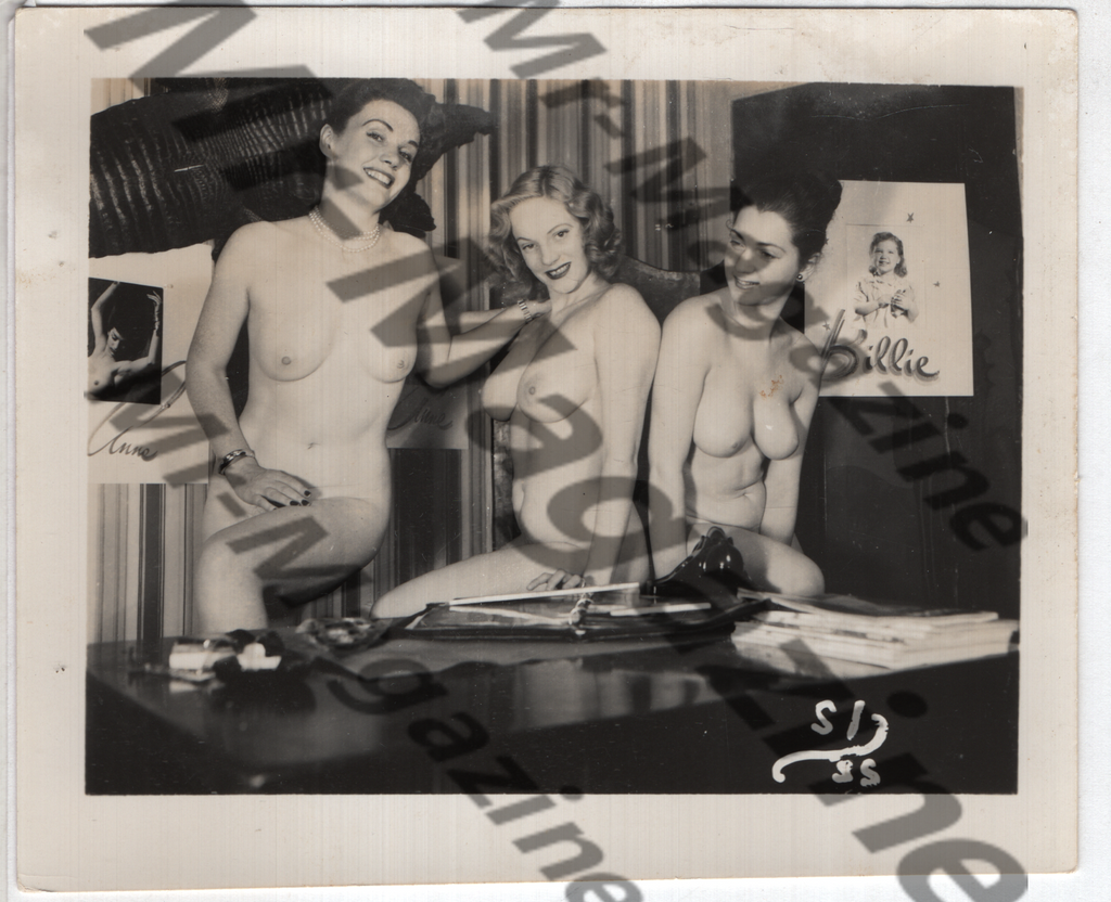 Adult Vintage B&W Pinup Photo 4"x5" Brunette & Blonde Nude Models RZ-09