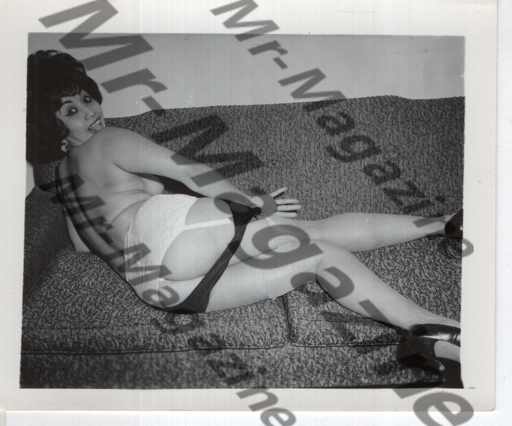 Adult Vintage B&W Pinup Photo 4"x5" Brunette Lingerie Model RQ-35