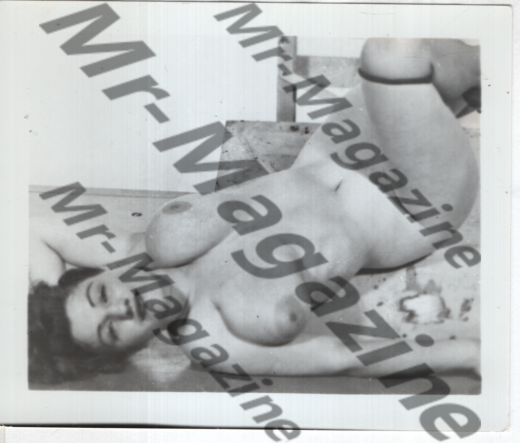 Adult Vintage B&W Pinup Photo 4"x5" Brunette Nude Model RZ-62