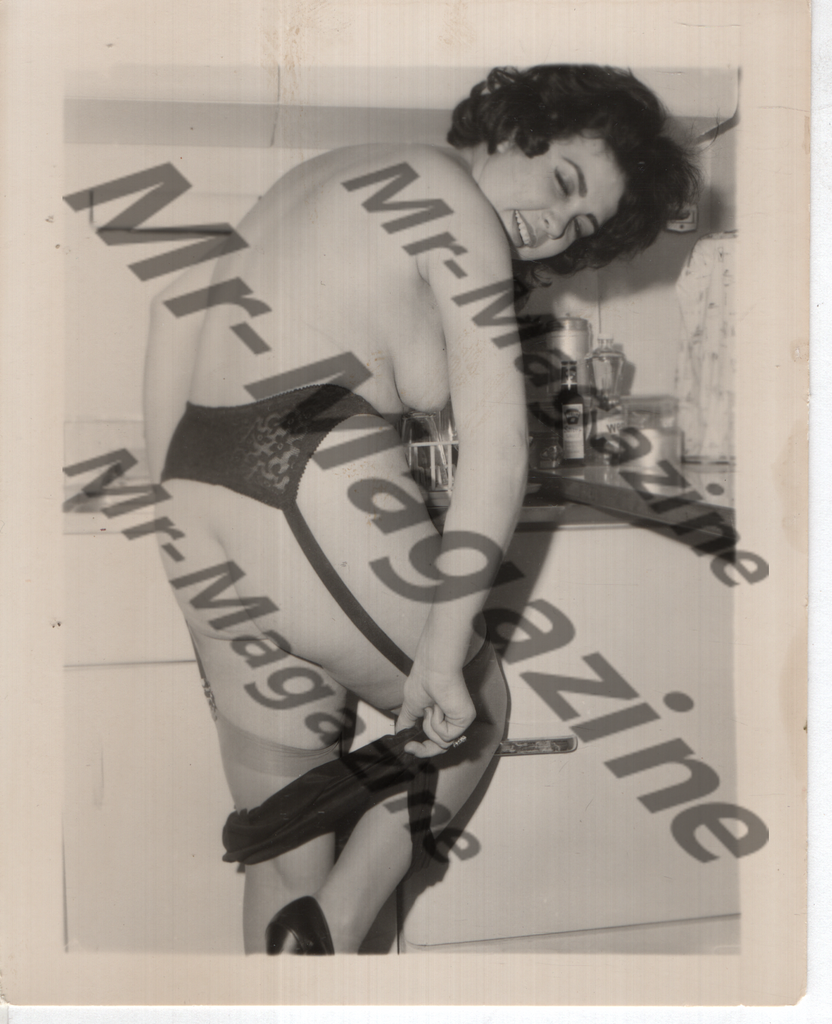 Adult Vintage B&W Pinup Photo 4"x5" Brunette Lingerie Model Kitchen Striptease RZ-84