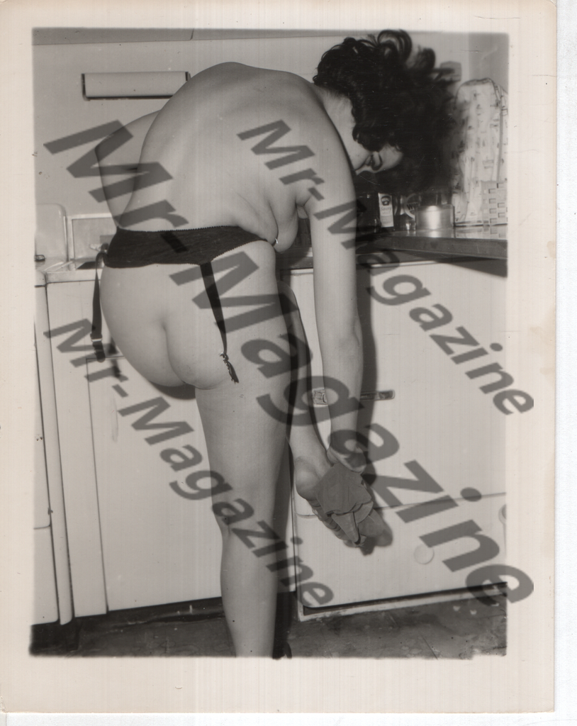 Adult Vintage B&W Pinup Photo 4"x5" Brunette Lingerie Model Kitchen Striptease RZ-87