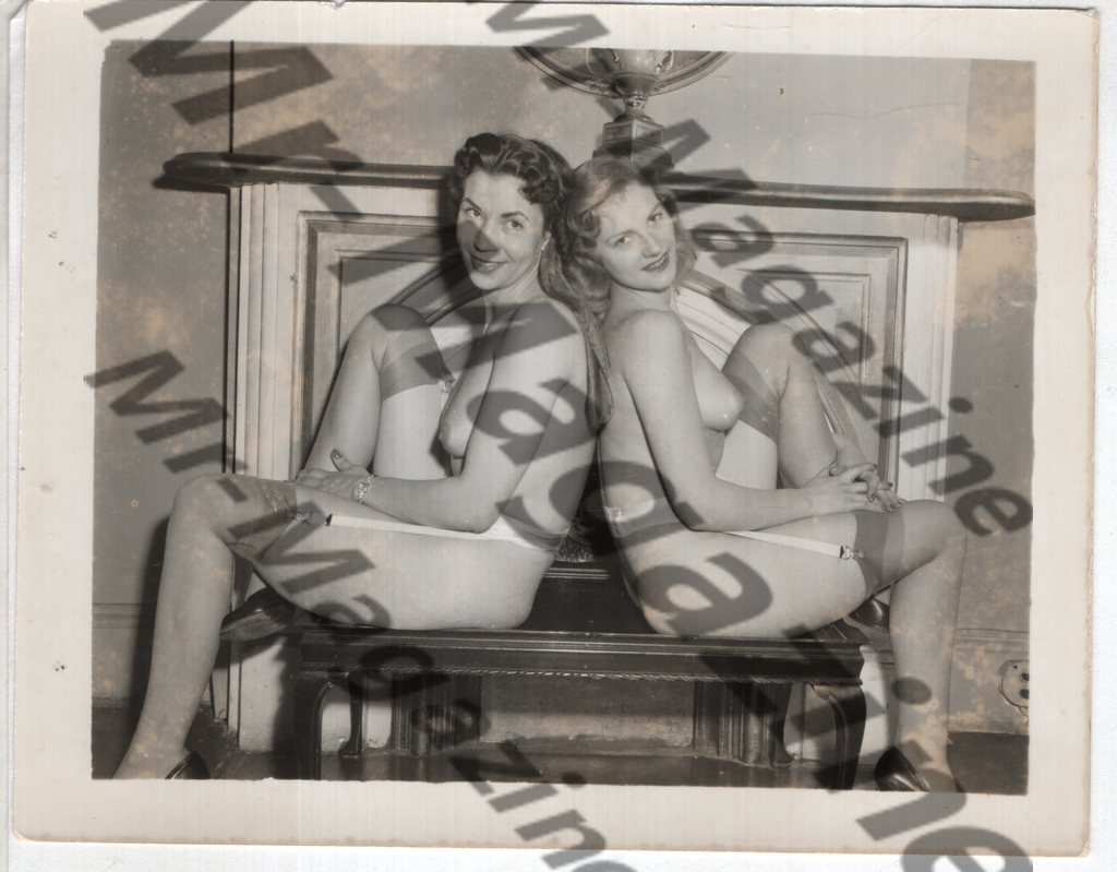 Adult Vintage B&W Pinup Photo 4"x5" Lesbian Interest Blonde & Brunette Lingerie Models RZ-69