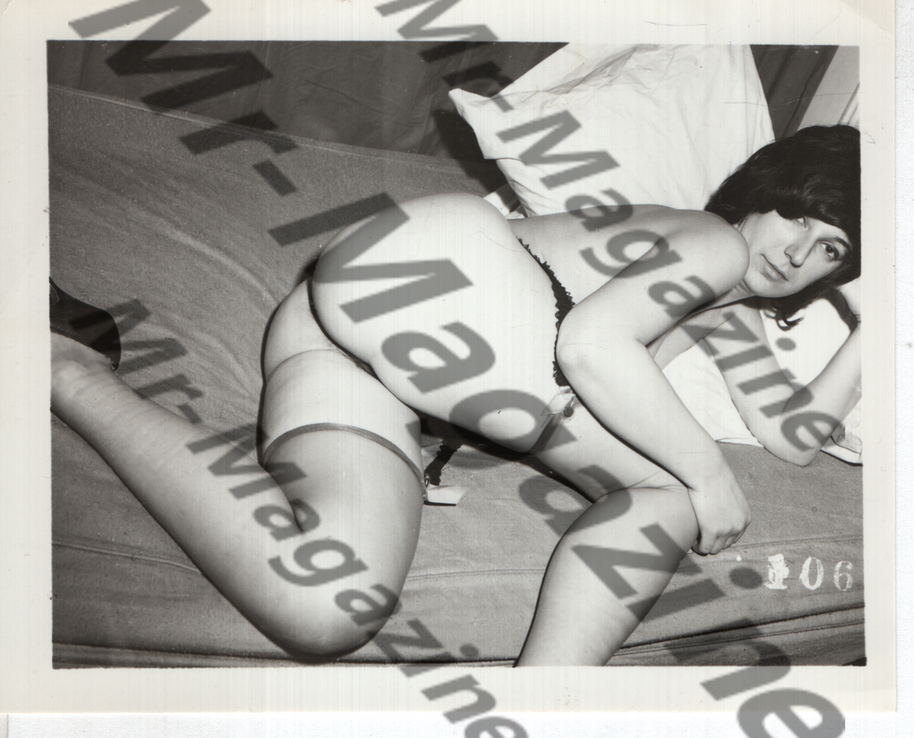 Adult Vintage B&W Pinup Photo 4"x5" Brunette Nude Model Nylon Stockings RZ-50