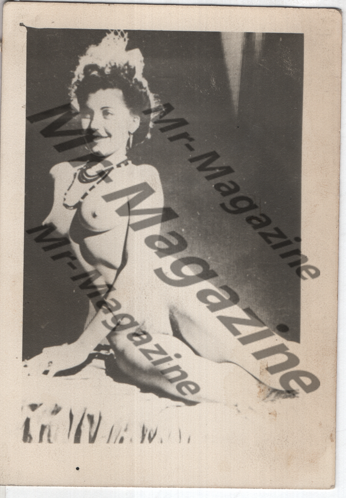 Adult Vintage B&W Pinup Photo 4"x5" Brunette Nude Model RZ-40