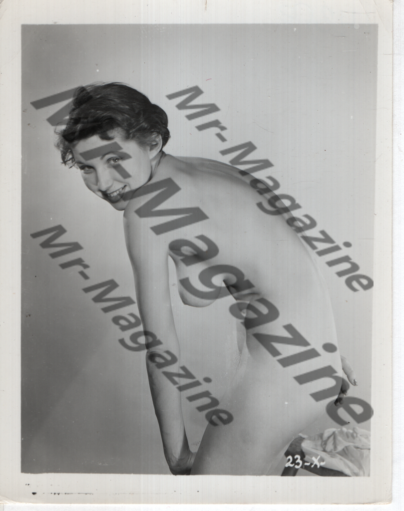Adult Vintage B&W Pinup Photo 4"x5" Brunette Nude Model CA-06