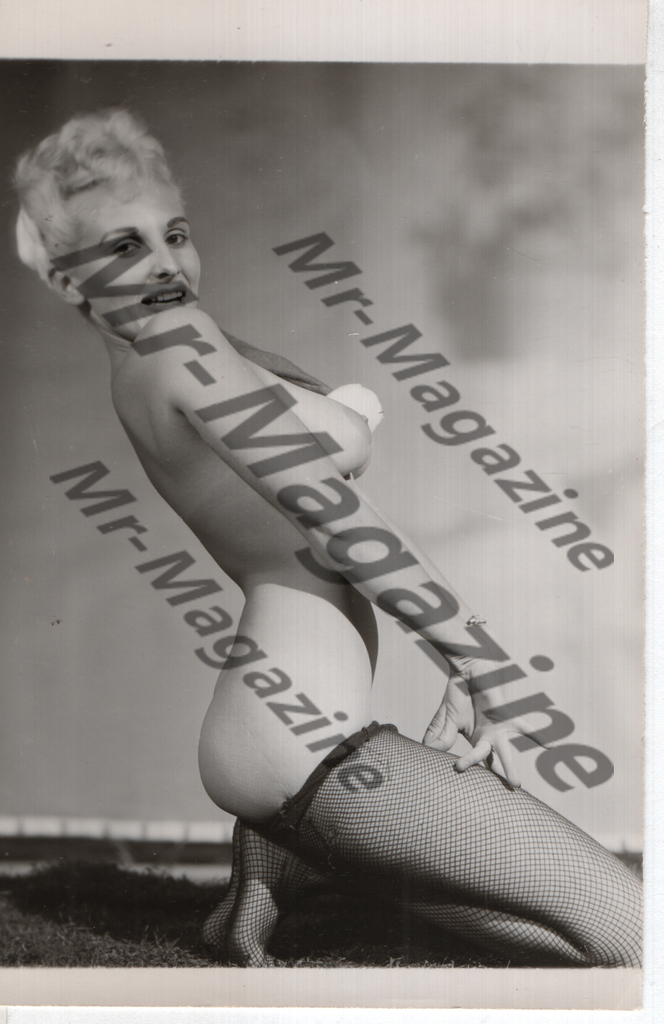 Adult Vintage B&W Pinup Photo 4"x5" Blonde Nude Model CA-27