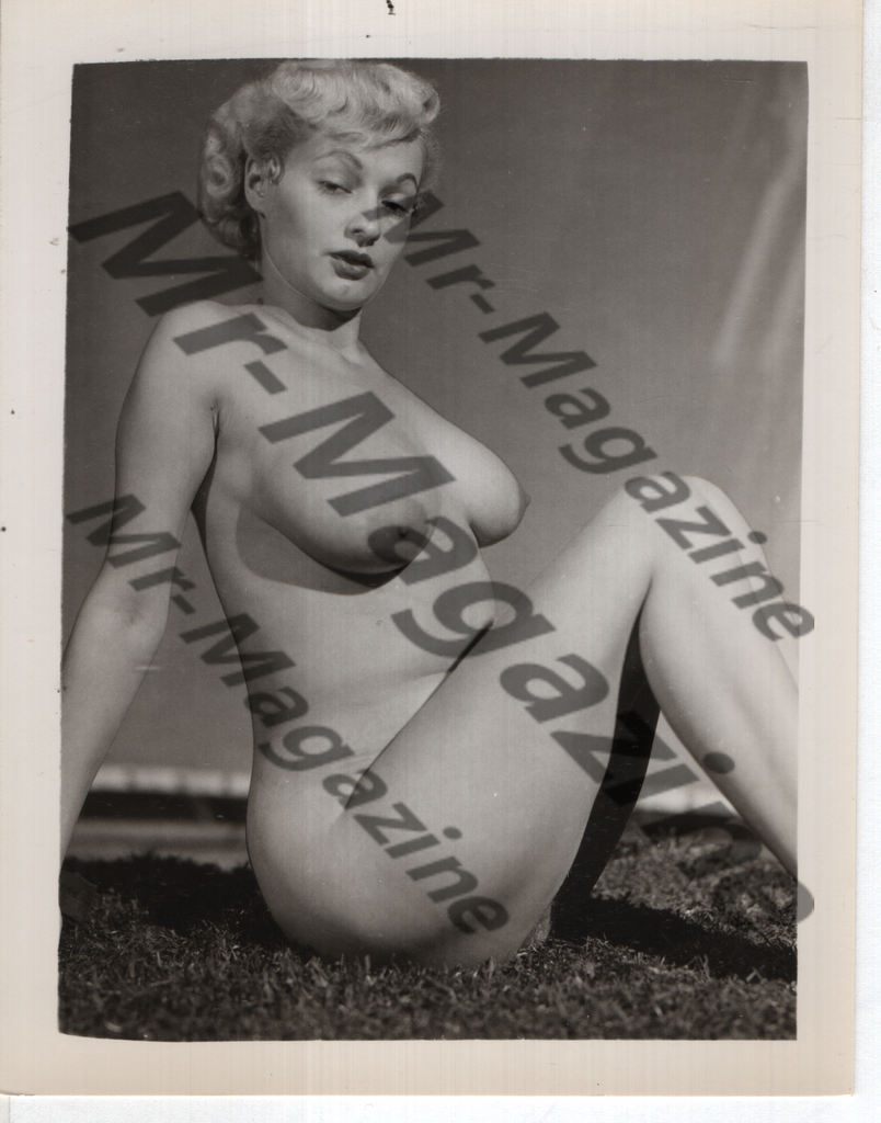 Adult Vintage B&W Pinup Photo 4"x5" Blonde Nude Model RQ-88