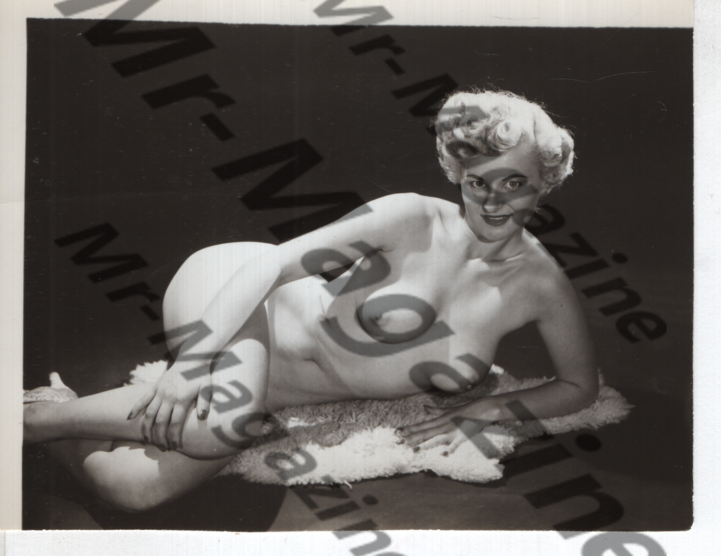 Adult Vintage B&W Pinup Photo 4"x5" Blonde Nude Model CA-56