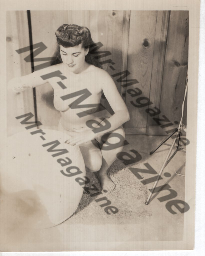 Adult Vintage B&W Pinup Photo 4"x5" Brunette Nude Model CA-55