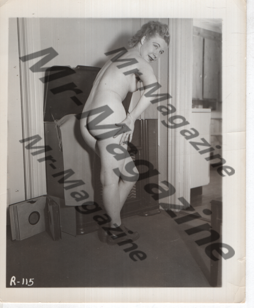 Adult Vintage B&W Pinup Photo 4"x5" Blonde Nude Model CA-82