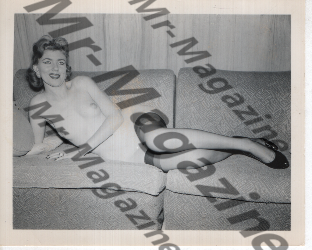 Adult Vintage B&W Pinup Photo 4"x5" Blonde Nylons & High Heels Model CA-47