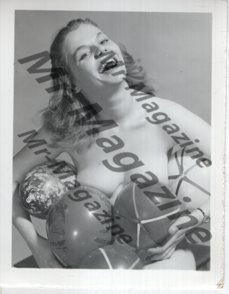 Adult Vintage B&W Pinup Photo 4"x5" Blonde Nude Model CB-52