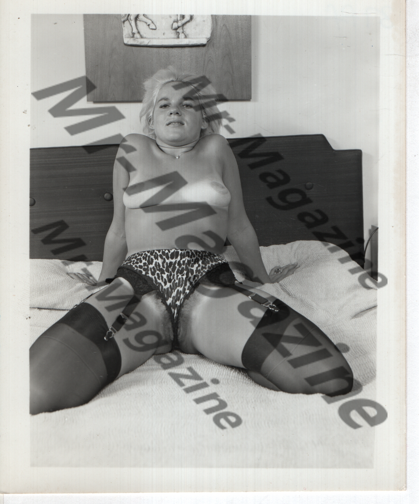 Adult Vintage B&W Pinup Photo 4"x5" Blonde Lingerie Model CB-55