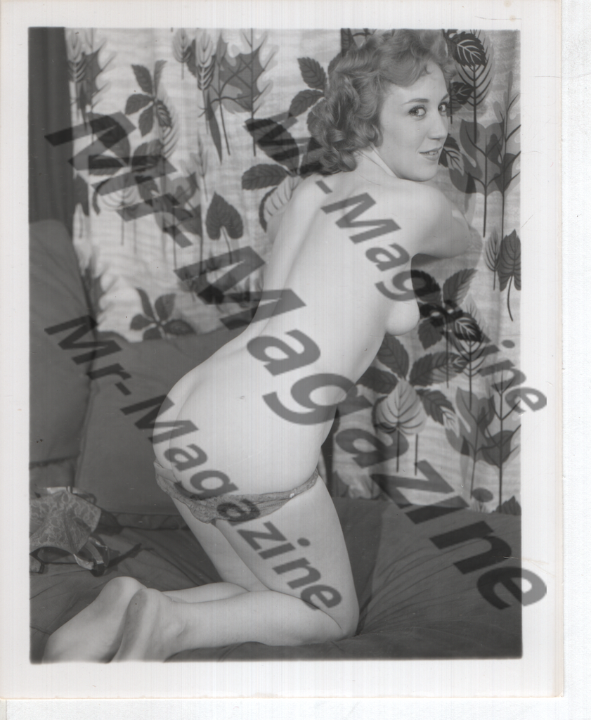 Adult Vintage B&W Pinup Photo 4"x5" Blonde Lingerie Model CB-61