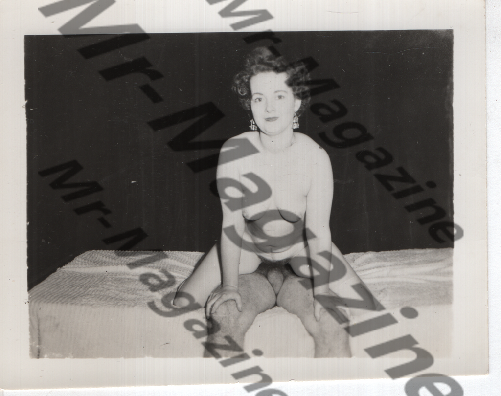 Adult Vintage B&W Pinup Photo 4"x5" Straight Interest Brunette Model Vaginal Sex CB-45