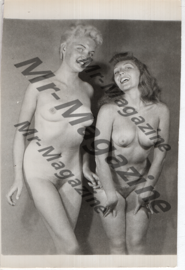Adult Vintage B&W Pinup Photo 4"x5" Lesbian Interest Brunette & Blonde Nude Models CB-88