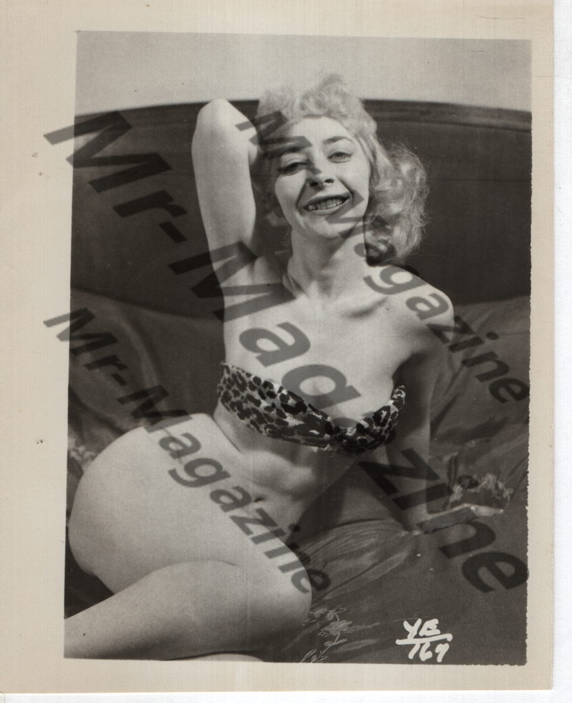 Adult Vintage B&W Pinup Photo 4"x5" Blonde Bikini Model CC-41