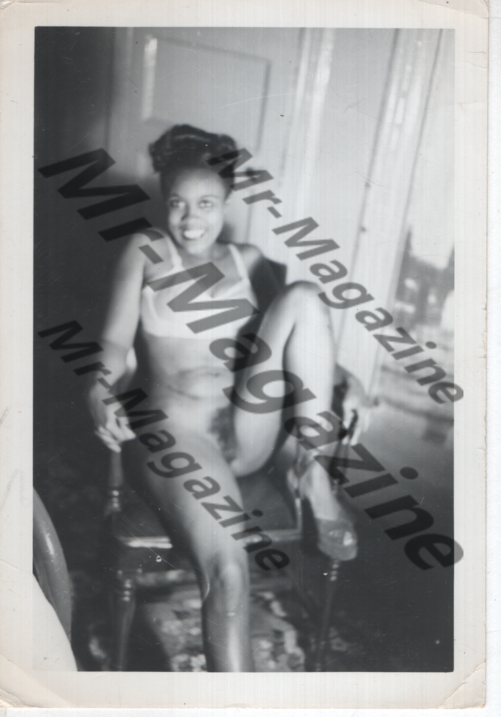 Adult Vintage B&W Pinup Photo 3.5"x5" Brunette Nude Model CD-75