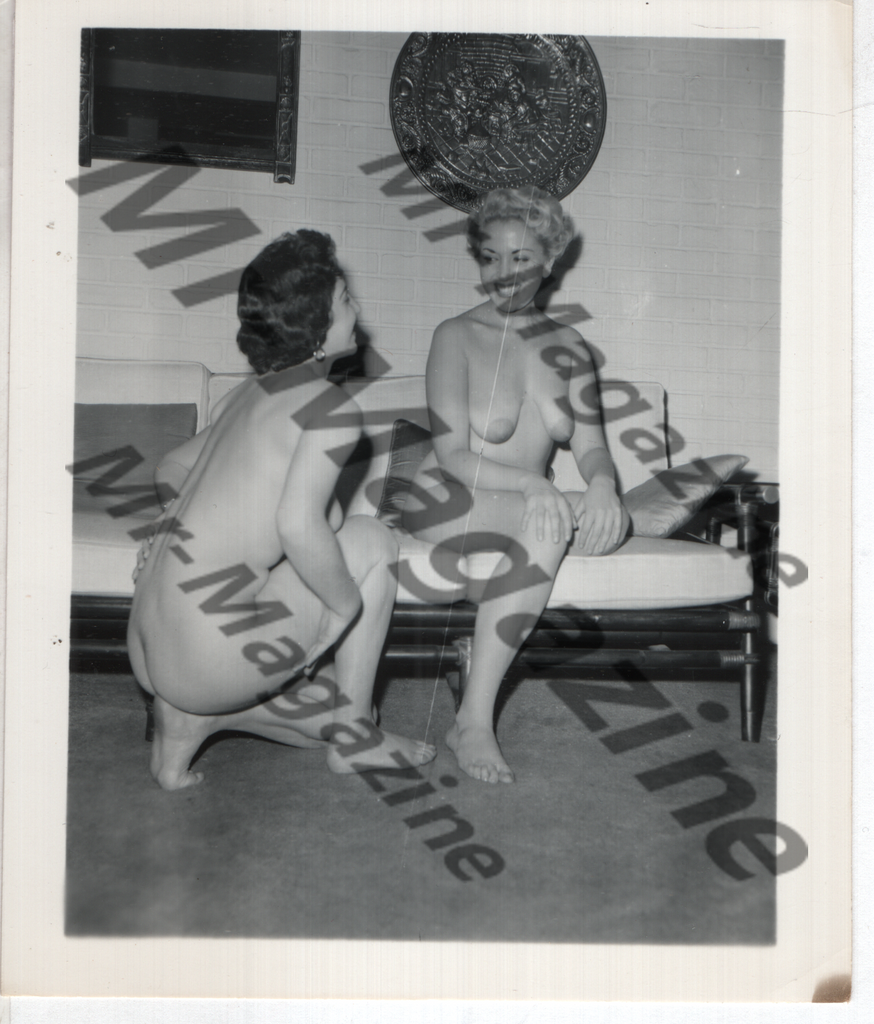 Adult Vintage B&W Pinup Photo 4"x5" Blonde & Brunette Nude Models CE-42