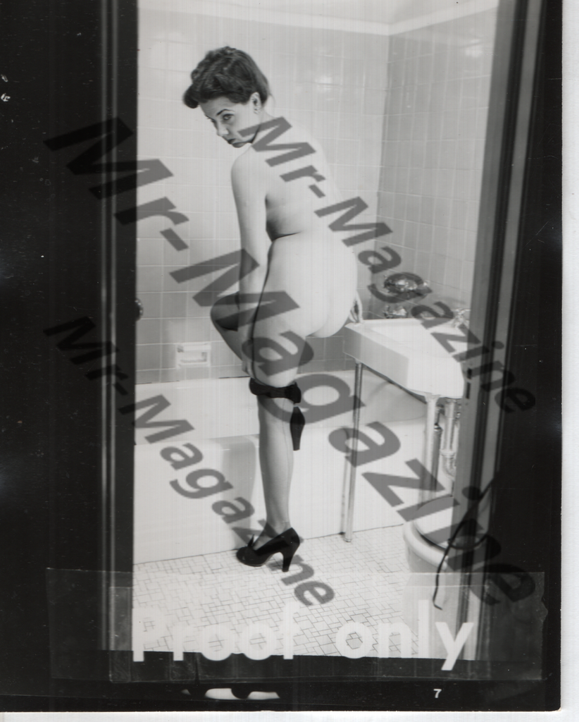 Adult Vintage B&W Pinup Photo Proof 4"x5" Brunette Bathing Beauty High Heels Striptease CD-89