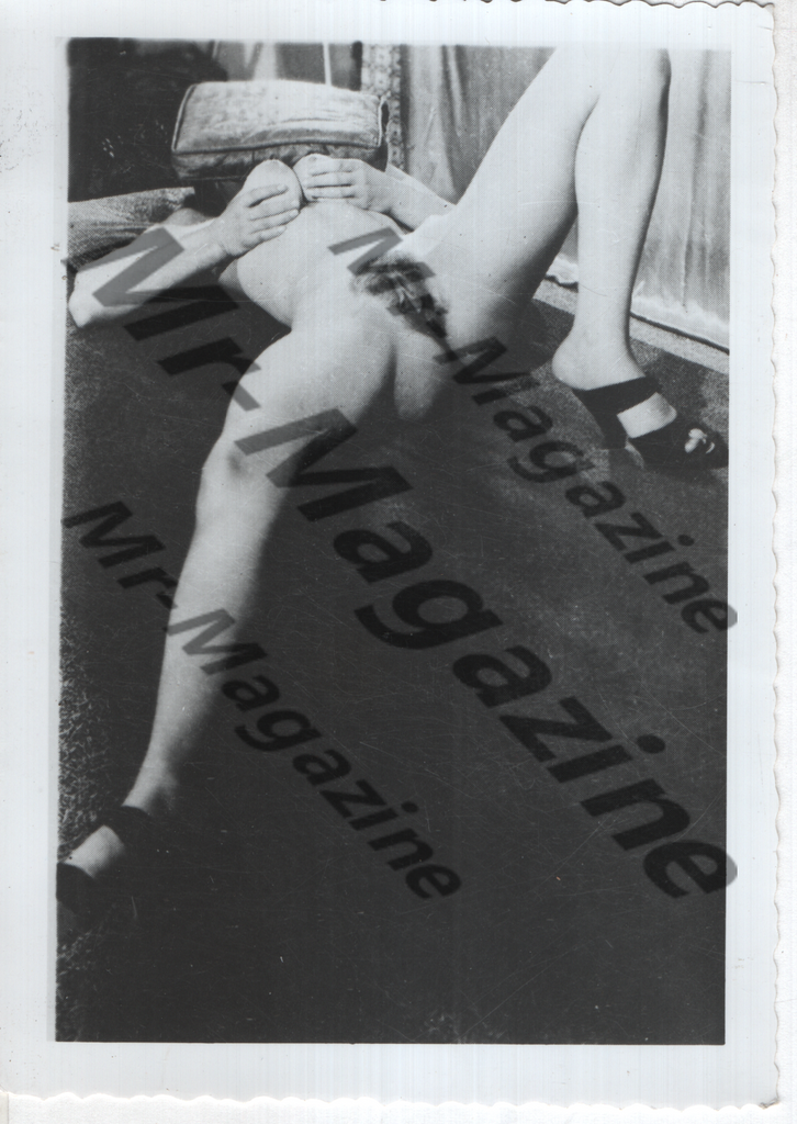 Adult Vintage B&W Pinup Photo 3.5"x5" Brunette Nude Model CE-70