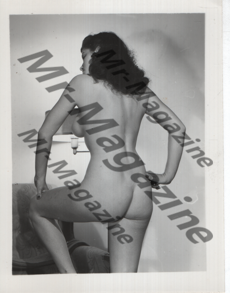Adult Vintage B&W Pinup Photo 4"x5" Brunette Nude Model CG-15