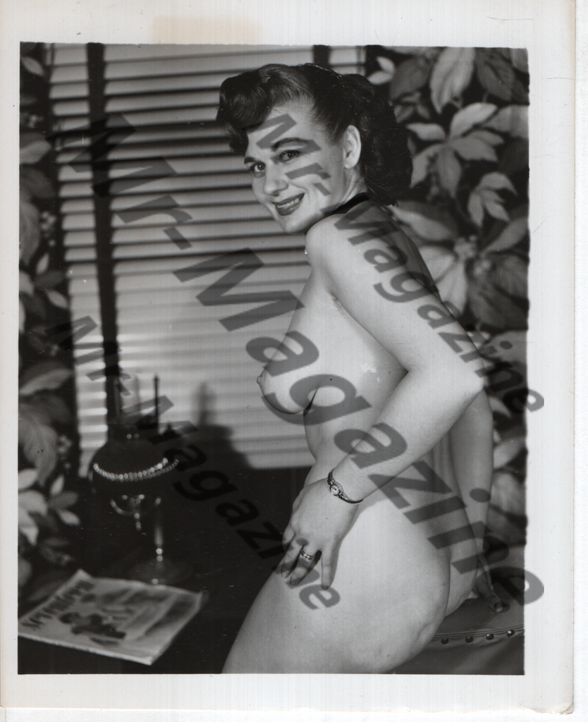 Adult Vintage B&W Pinup Photo 4"x5" Brunette Lingerie Model CF-93
