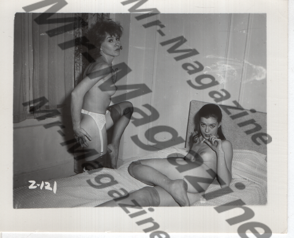 Adult Vintage B&W Pinup Photo 4"x5" Brunette Lingerie Models CF-63