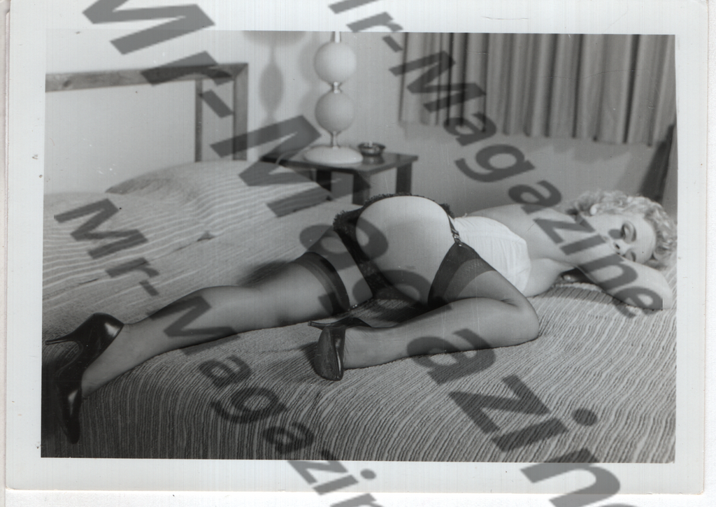 Adult Vintage B&W Pinup Photo 4"x3.5" Blonde Lingerie Model CG-53
