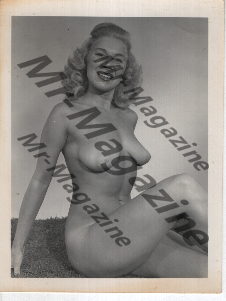 Adult Vintage B&W Pinup Photo 4"x5" Blonde Nude Model CG-26